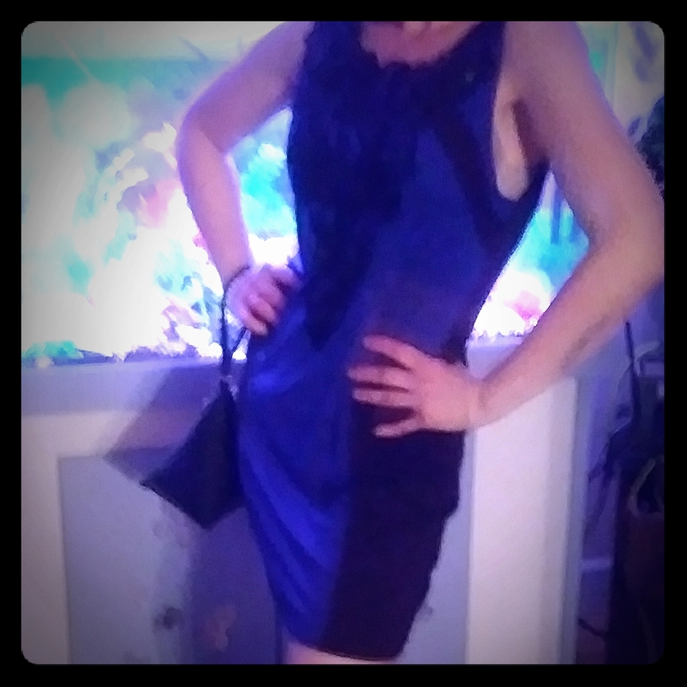 FIGURE HUGGING BODYCON